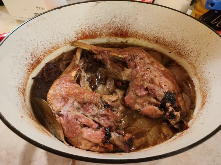 Cuisses de dinde braisées aux champignons des bois